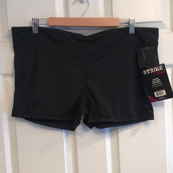 Strike by Seven til Midnight brand size 3X/4X black microfiber shorts- NWT - Picture 1 of 5